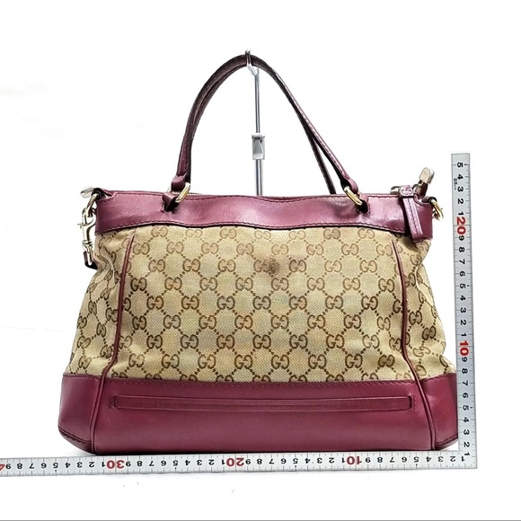 Vintage Gucci Beige and Burgundy Shoulder Bag - Picture 2 of 9